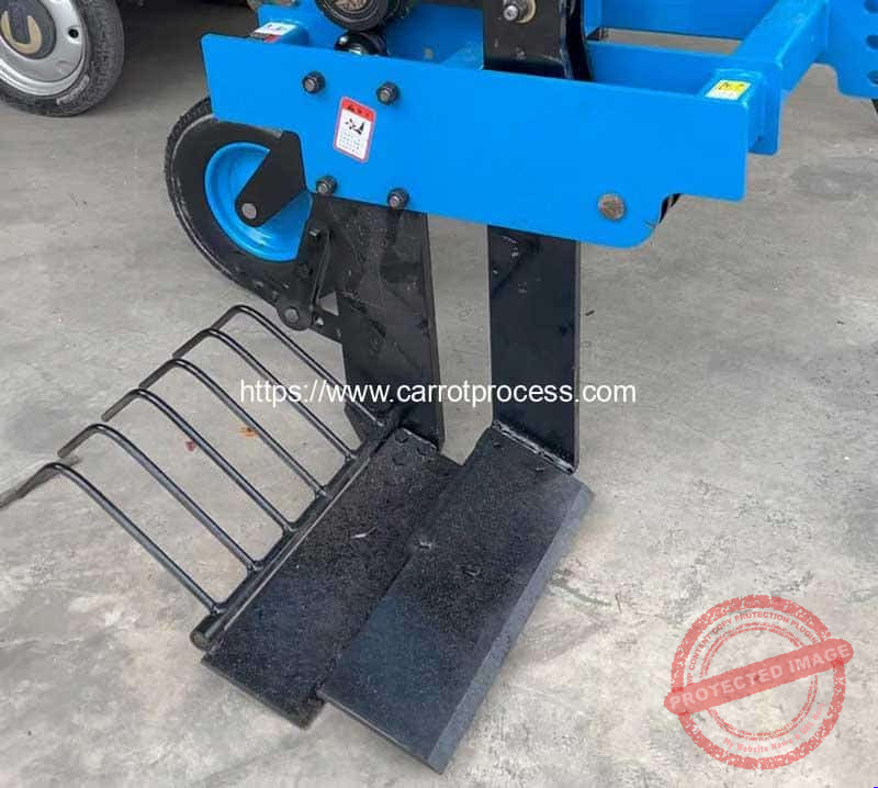 Automatic-Carrot-Digging-Harvester-Machine-Digging-Tool